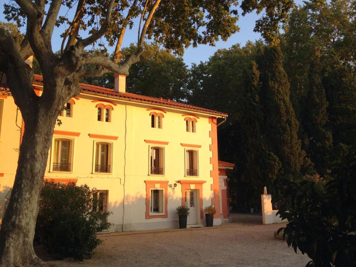 Gites Du Castell De Bles Saint-Génis Exterior foto